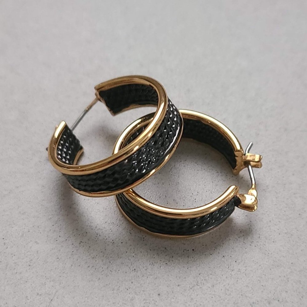 Black & Gold Fashion Hoop Earrings - Picture 1 of 8